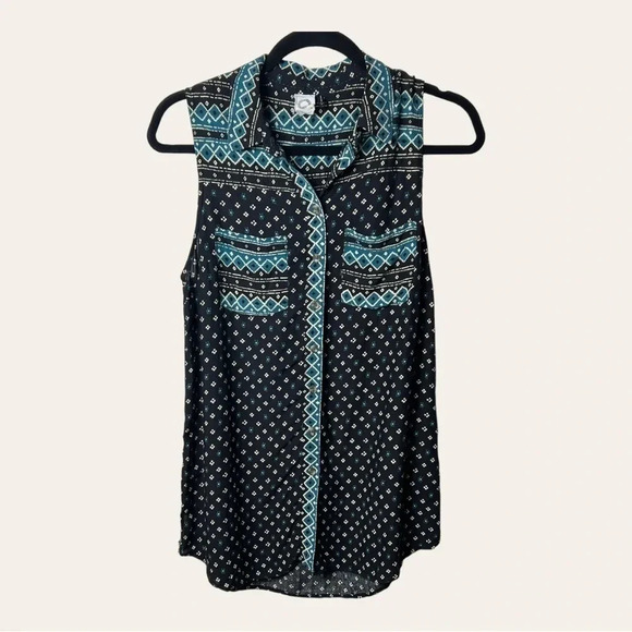 0010. ANTHROPOLOGIE AKEMI + KIN SLEEVELESS TOP BUTTON UP HIGH LOW SIZE SMALL‎ - Picture 3 of 11